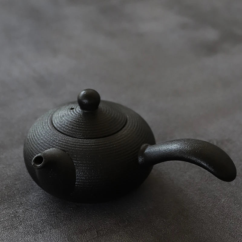 Black Crockery Kyusu Teapot 165ml - KITCHUNI