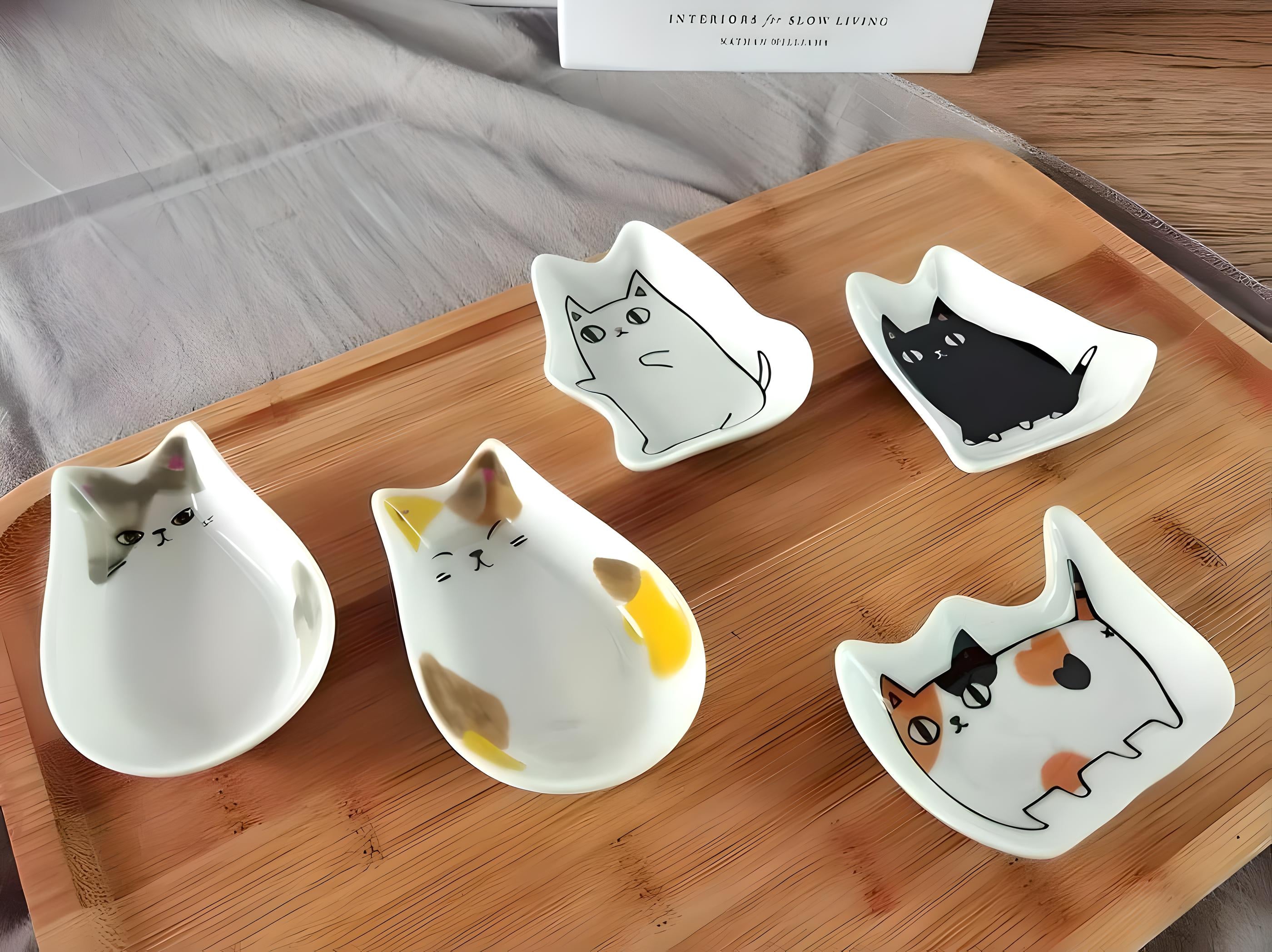 Tiny Animal Plates